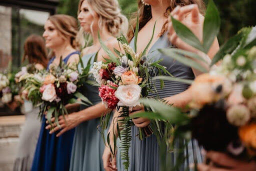 9 Tips For Keeping Your Bridesmaids Happy